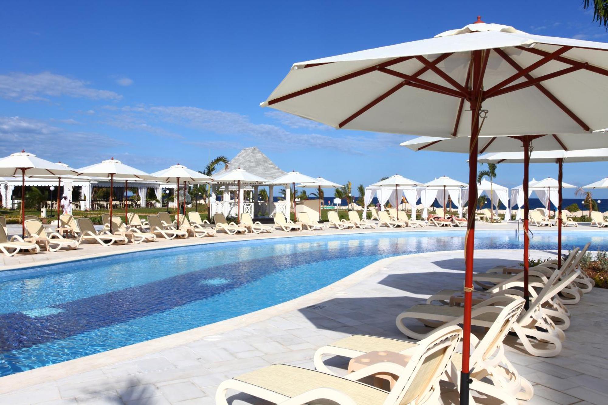 Bahia Principe Luxury Runaway Bay (Adults Only) 외부 사진